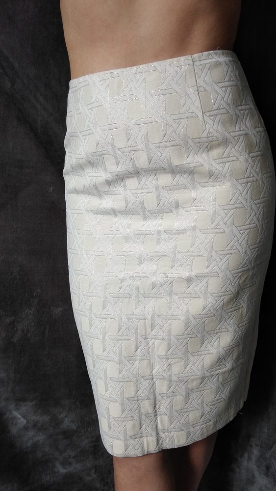 NEW Gold Skirt Jacquard Print 2 S